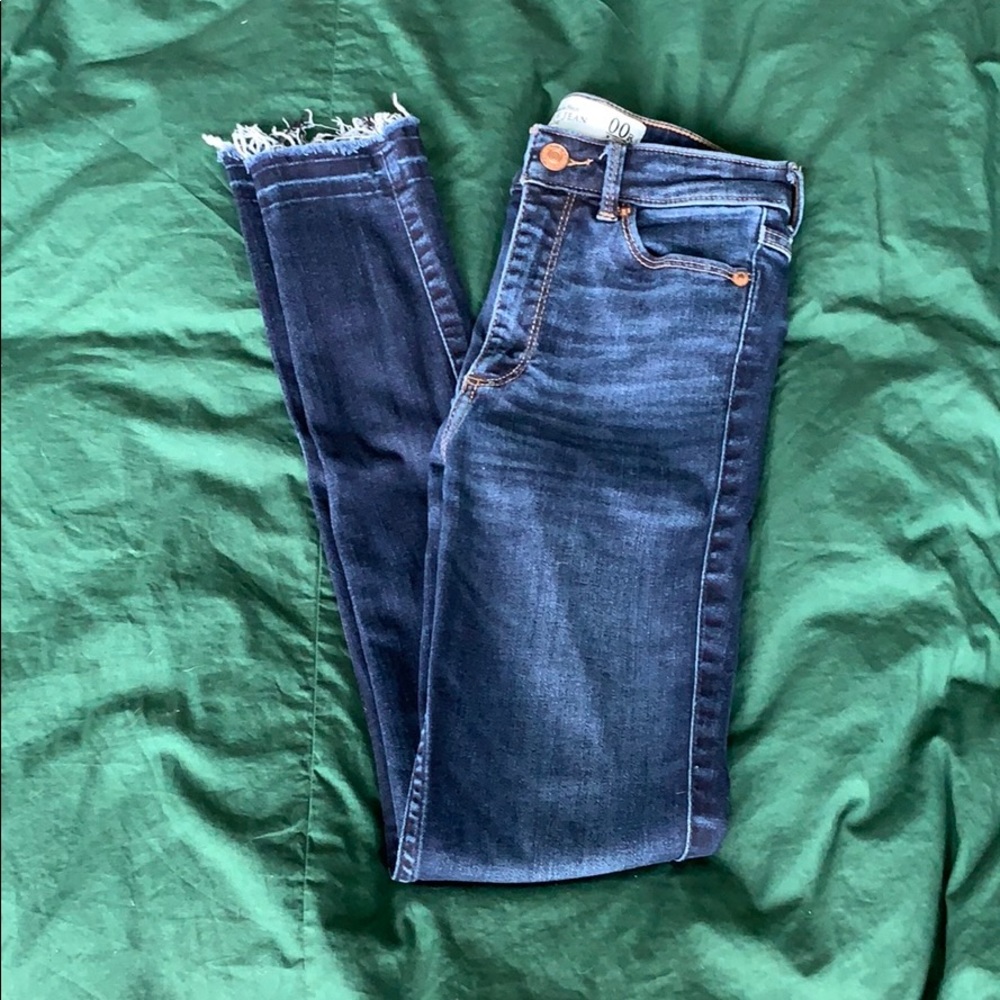 Abercrombie & Fitch Dark Wash High Rise Ankle Jean